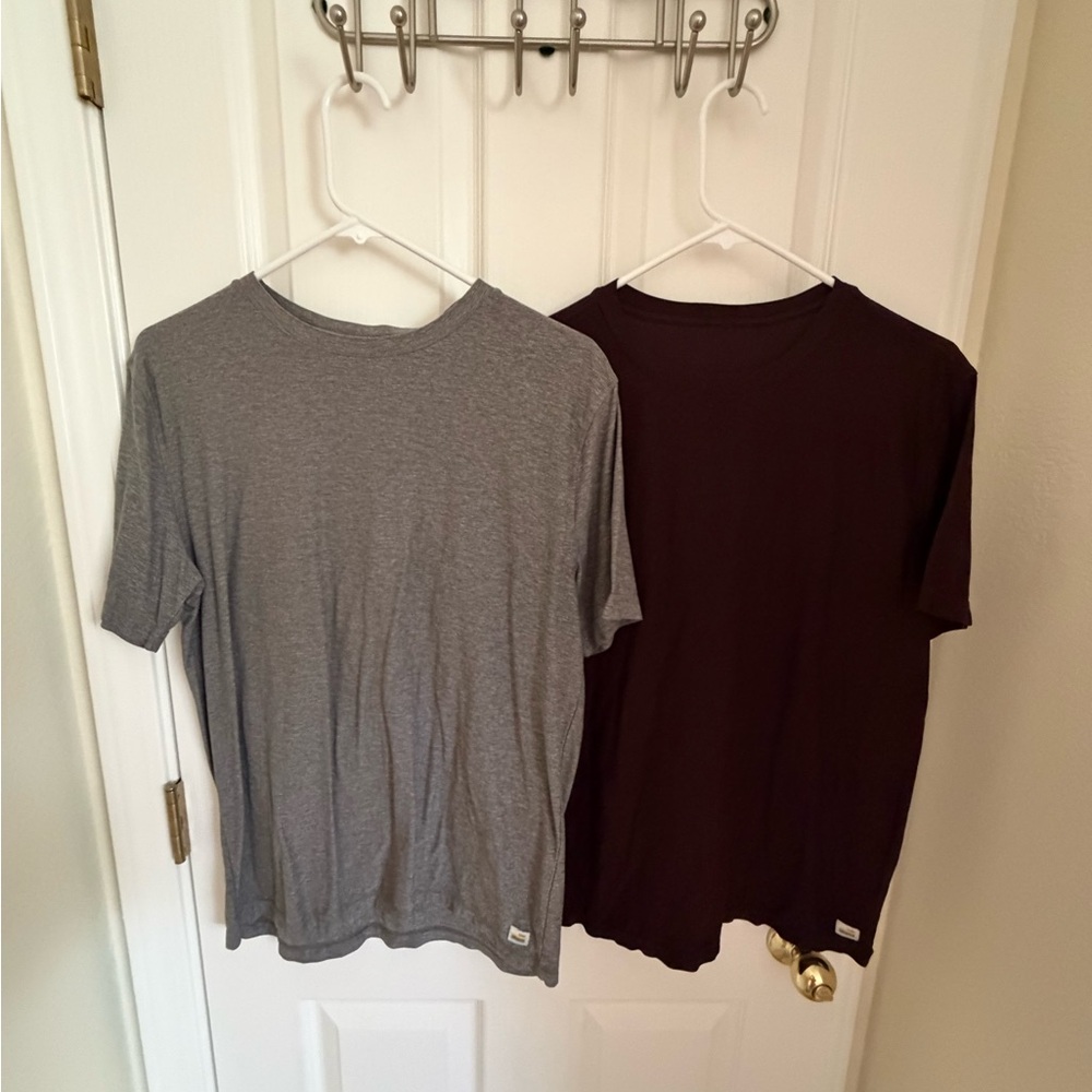 2 Vuori Men’s Strato T-shirts for 1 price